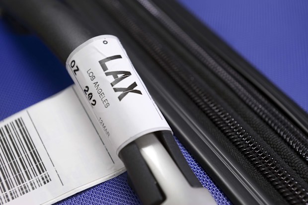 suitcase tag