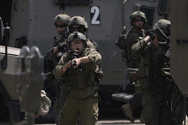 Israeli soldier