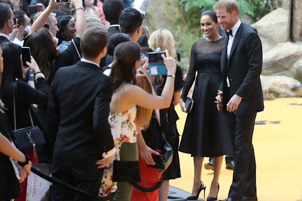 Fan reacts to seeing Meghan Markle at Lion King premier in London