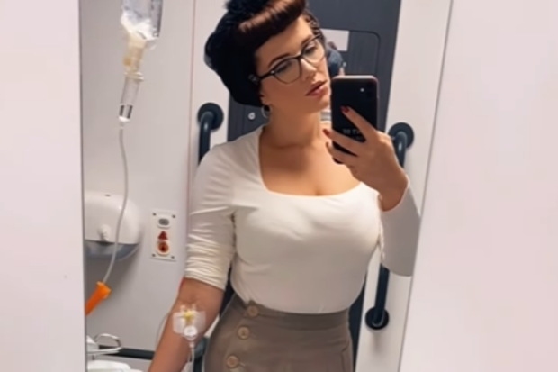 Scarlett Luxe vintage inspired model crohns disease battle
