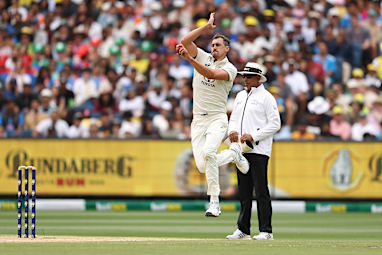 Mitchell Starc - 4