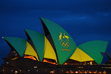 <p>The Sydney Opera House's iconic white sails have lit up in green and gold to mark the start of the Rio Olympics.</p>
<p>The sails will be illuminated in the official colours of the Australian Olympic team at 5.30pm on Friday and remain lit up overnight to mark the start of the Games.</p>
<p>(All pictures AAP)</p>