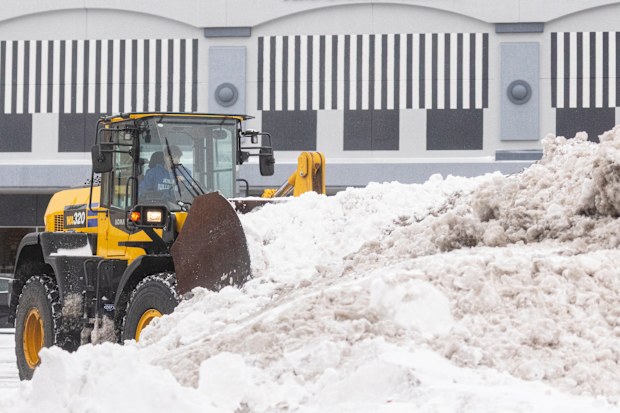 US weather: A bomb cyclone brings blizzards to the midwest before ...