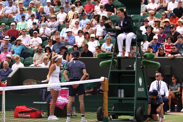 Mirra Andreeva scolds the umpire after being docked a penalty point in her fuorth round match with Madison Keys.
