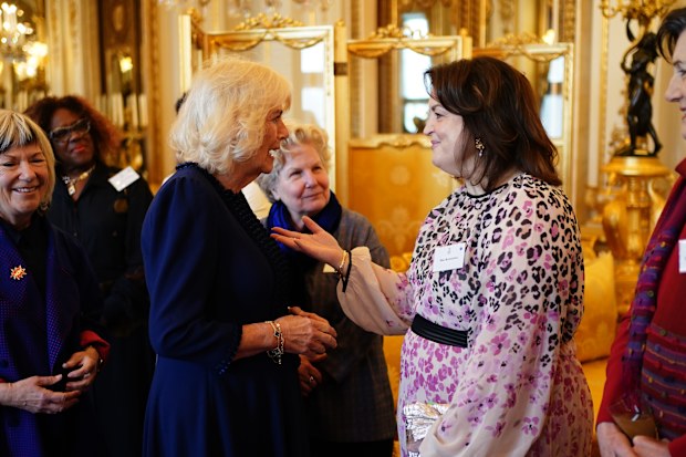 Queen Camilla speaks with Ruth Jones 