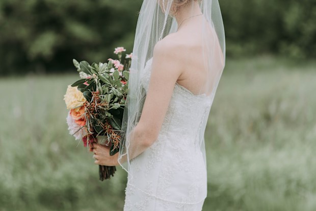 Bridezilla goes viral for ridiculously over the top save-the-date card