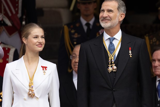 Princess Leonor of Spain swears oath