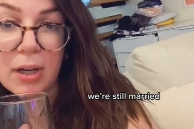 Taylor Loren says she and her husband are still together despite the wedding day moment.