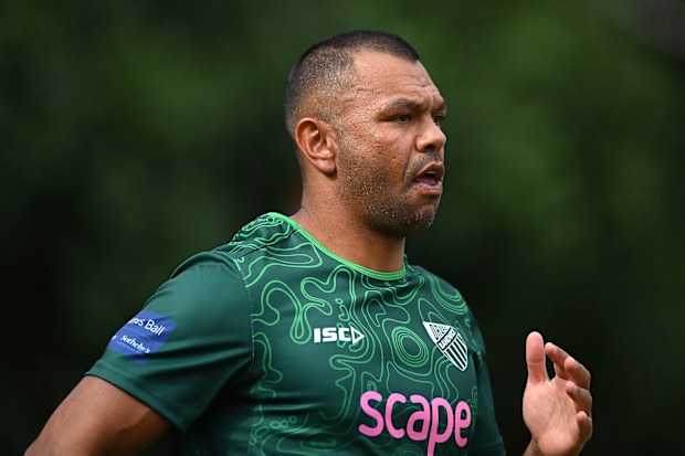 Kurtley Beale will continue his career with the Force.