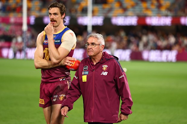 Chris Fagan and Joe Daniher in round 24, 2024.