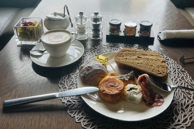 Some of the food I chowed down in the Club InterContinental Lounge.