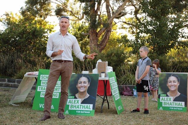 Greens Leader Senator Richard Di Natale speaks at a breakfast with Greens candidate for Batman Alex Bhathal and Northcote MP Lidia Thorpe at Penders Park, Thornbury in Melbourne, Sunday, March 11, 2018. The March 17 by-election in the electorate of Batman will see the Greens six time candidate Alex Bhathal against ACTU president Ged Kearney running for Labor. (AAP Image/Stefan Postles)