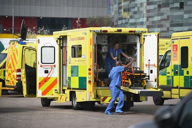 UK CORONAVIRUS DEATHS HOSPITALS