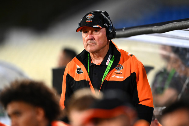 Head coach Tim Sheens of the Tigers looks on during the NRL trial match between New Zealand Warriors and Wests Tigers at Mt Smart Stadium on February 09, 2023 in Auckland, New Zealand. (Photo by Hannah Peters/Getty Images)