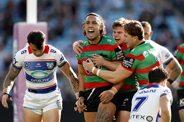 Warriors prop Mitch Barnett suffers knee harm vs Rabbitohs, video, State of Origin choice - Mr. Acuity News - 3