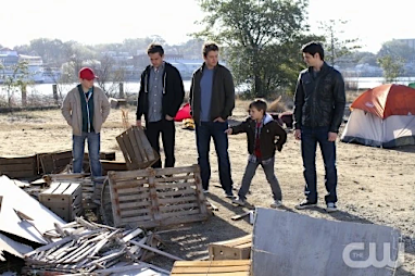 98. Season 8 Episode 21: Flightless Bird, American Mouth