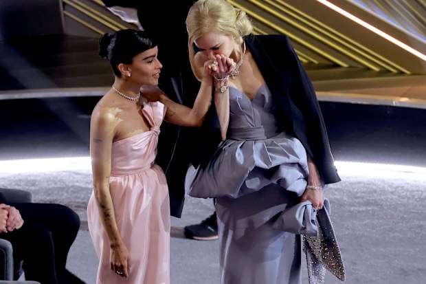 Zoë Kravitz and Nicole Kidman attend the 94th Annual Academy Awards at Dolby Theatre on March 27, 2022 in Hollywood, California. 