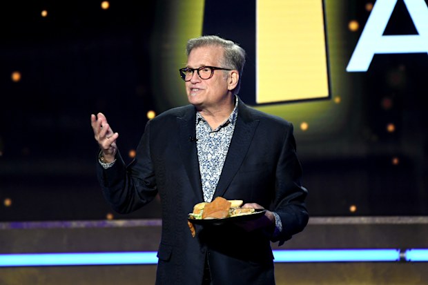 LOS ANGELES, CALIFORNIA - APRIL 14: Drew Carey speaks onstage during the 2024 Writers Guild Awards Los Angeles Ceremony at the Hollywood Palladium on April 14, 2024 in Los Angeles, California.  (Photo by Alberto E. Rodriguez/Getty Images for Writers Guild of America West)