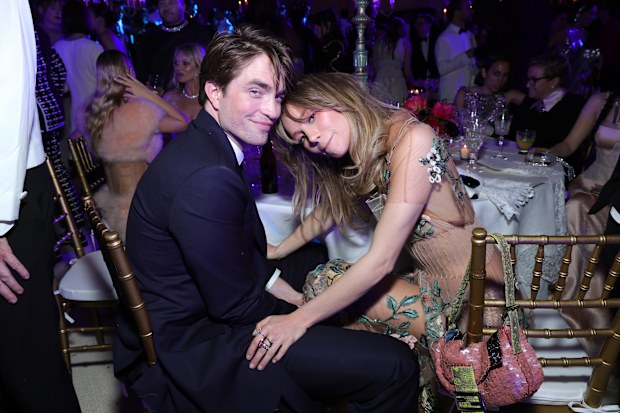 Robert Pattinson and Suki Waterhouse 