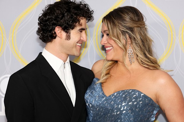 Darren Criss and Mia Swier 