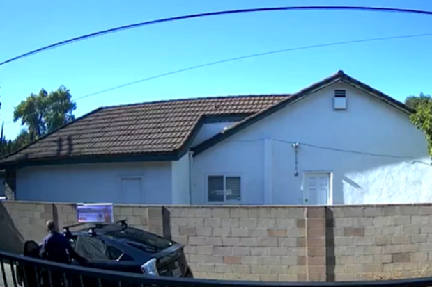 food delivery driver steals order
