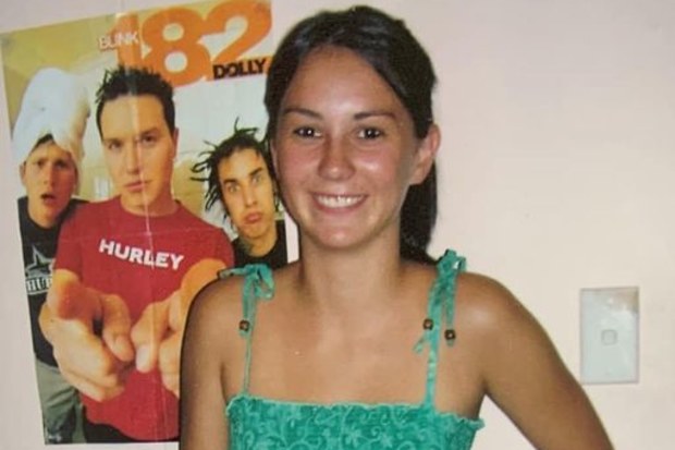 Amy Shark with Blink 182 poster