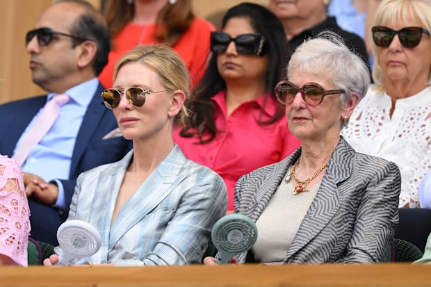 Cate Blanchett, her mother June Blanchett 