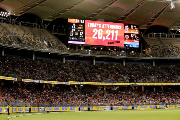 The Perth Scorchers attracts a crowd of more than 26,000 to their home match against the Adelaide Strikers on Boxing Day.