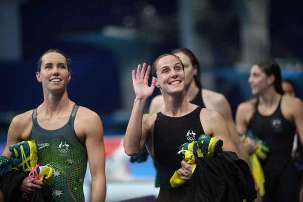 Emma McKeon (left) and Bronte Campbell pictured at the 2021 Tokyo Olympics.