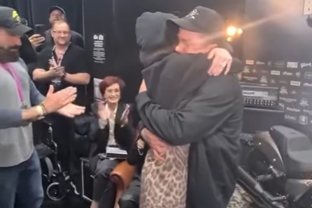 kelly osbourne gets engaged to sid wilson at father ozzy osbourne gig