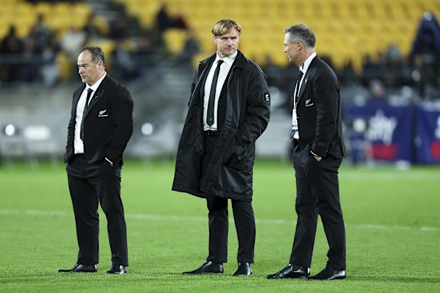 Scott Hansen, Scott Robertson and Leon MacDonald of the All Blacks.