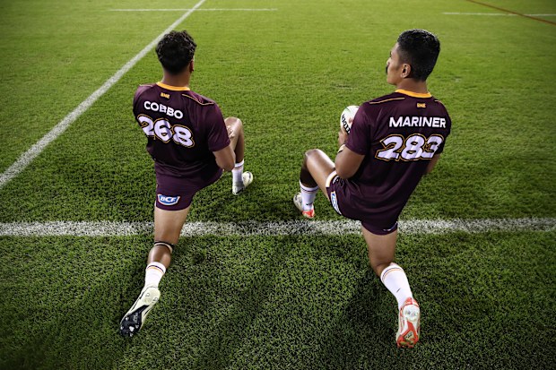 PENRITH, AUSTRALIA - MARCH 21: Selwyn Cobbo and Deine Mariner of the Broncos warm up ahead of the round three NRL match between Penrith Panthers and Brisbane Broncos at BlueBet Stadium on March 21, 2024 in Penrith, Australia. (Photo by Jason McCawley/Getty Images)
