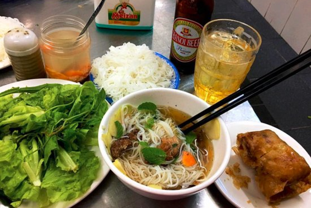 Obama Combo - bun cha, fried seafood roll, beer