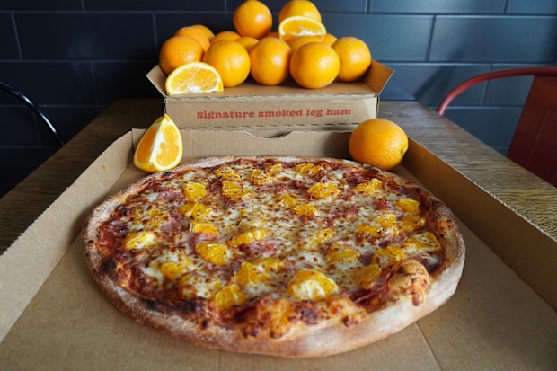 ham and orange pizza bubba pizza
