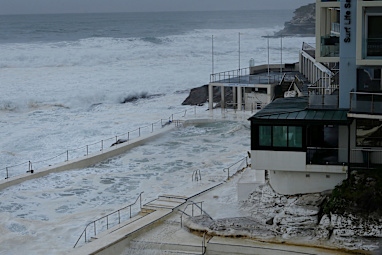 Hazardous Surf NSW: Bondi Icebergs damaged as swells batter Sydney ...