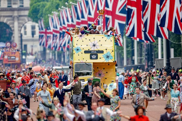 Catherine Jenkins, Chris Eubank, Giles Terera and Cliff Richard ride a bus along the Mall during the Platinum Pageant on June 05, 2022 in London, England, celebrating a vibrant display of British life since 1972 
