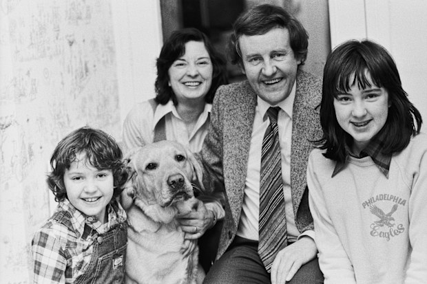 Ann Davies dead: EastEnders and Doctor Who actress dies at 87 | Nine.com.au