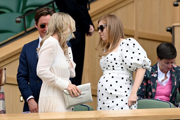 Sophie, Countess of Wessex walks past Edoardo Mapelli Mozzi and Princess Beatrice