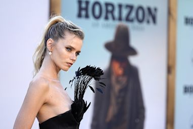 Abbey Lee 