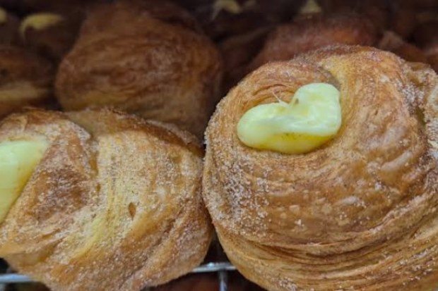 bakers delight new cruffins