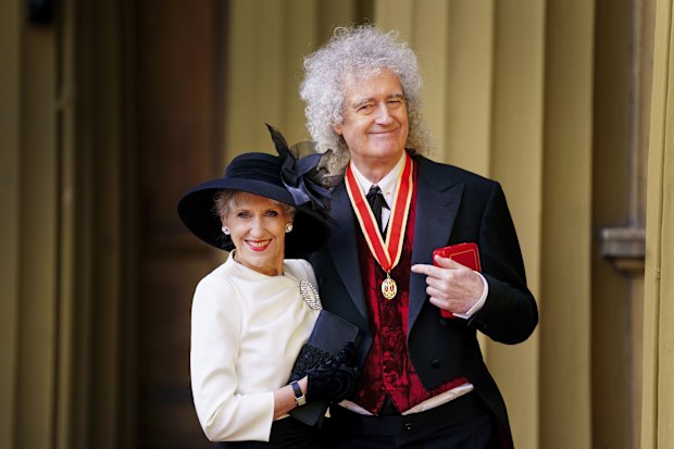 Sir Brian May and wife Anita Dobson 