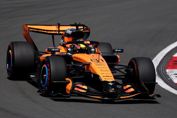 Oscar Piastri McLaren'da