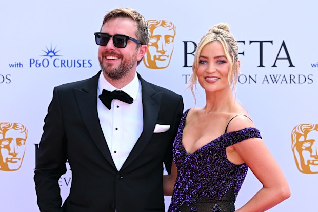 Laura Whitmore and Iain Stirling 