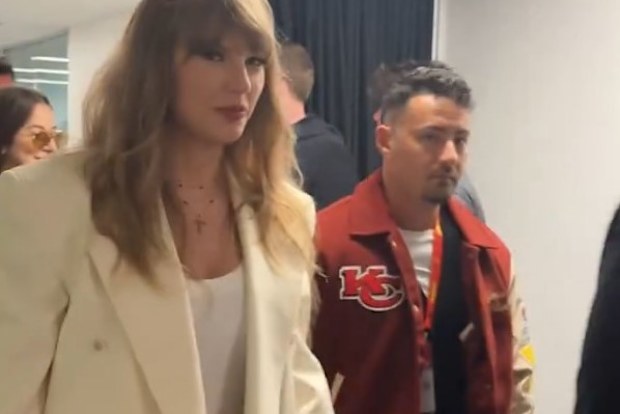 Taylor Swift arriving for the Super Bowl