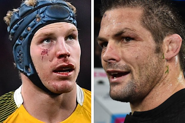 David Pocock and Richie McCaw. (AFP)