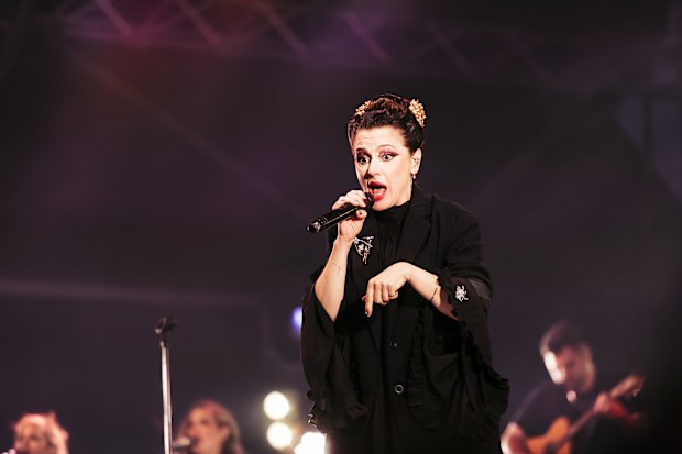 Tina Arena