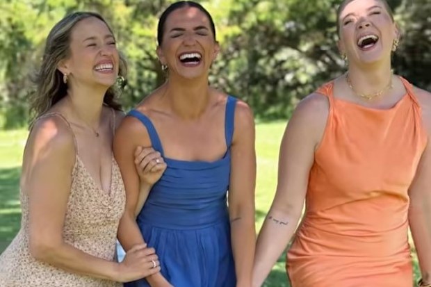 TikTok trend for getting the perfect candid photo