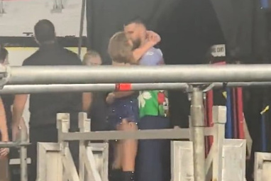 Taylor and Travis' first public PDA