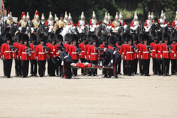 prince william trooping the colour rehearsal