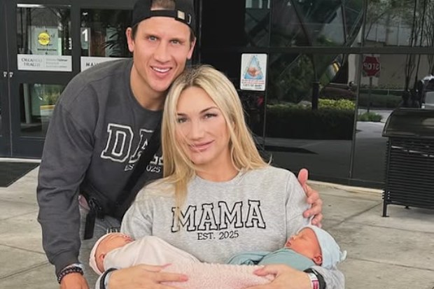brooke hogan babies